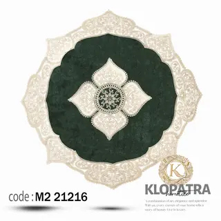 رومیزی مربع مخمل طرح الیزه