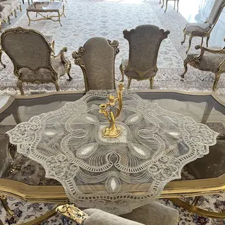 رومیزی مربع دانتل